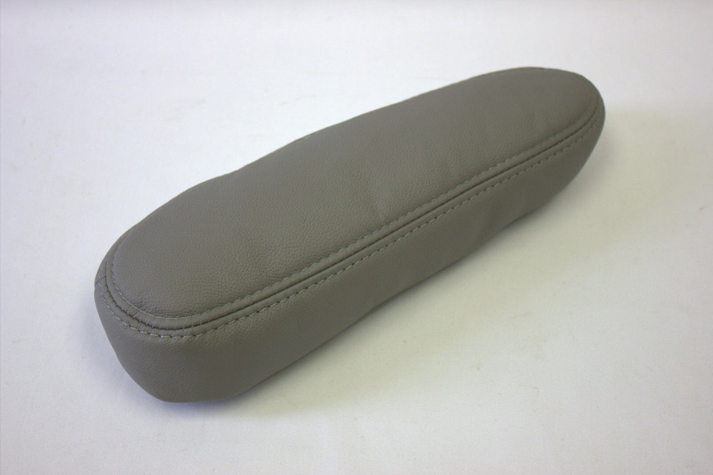2003 2004 2005 2006 GMC Yukon Driver Bottom seat cover slip on Armrest gray