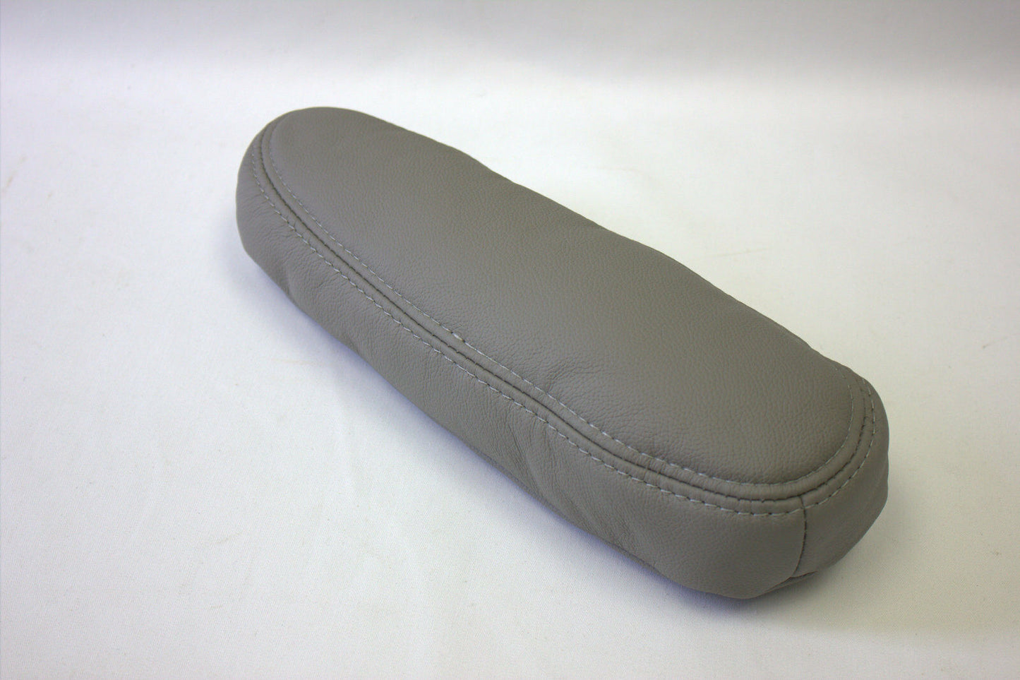 2003 2004 2005 2006 GMC Yukon Driver Bottom seat cover slip on Armrest gray