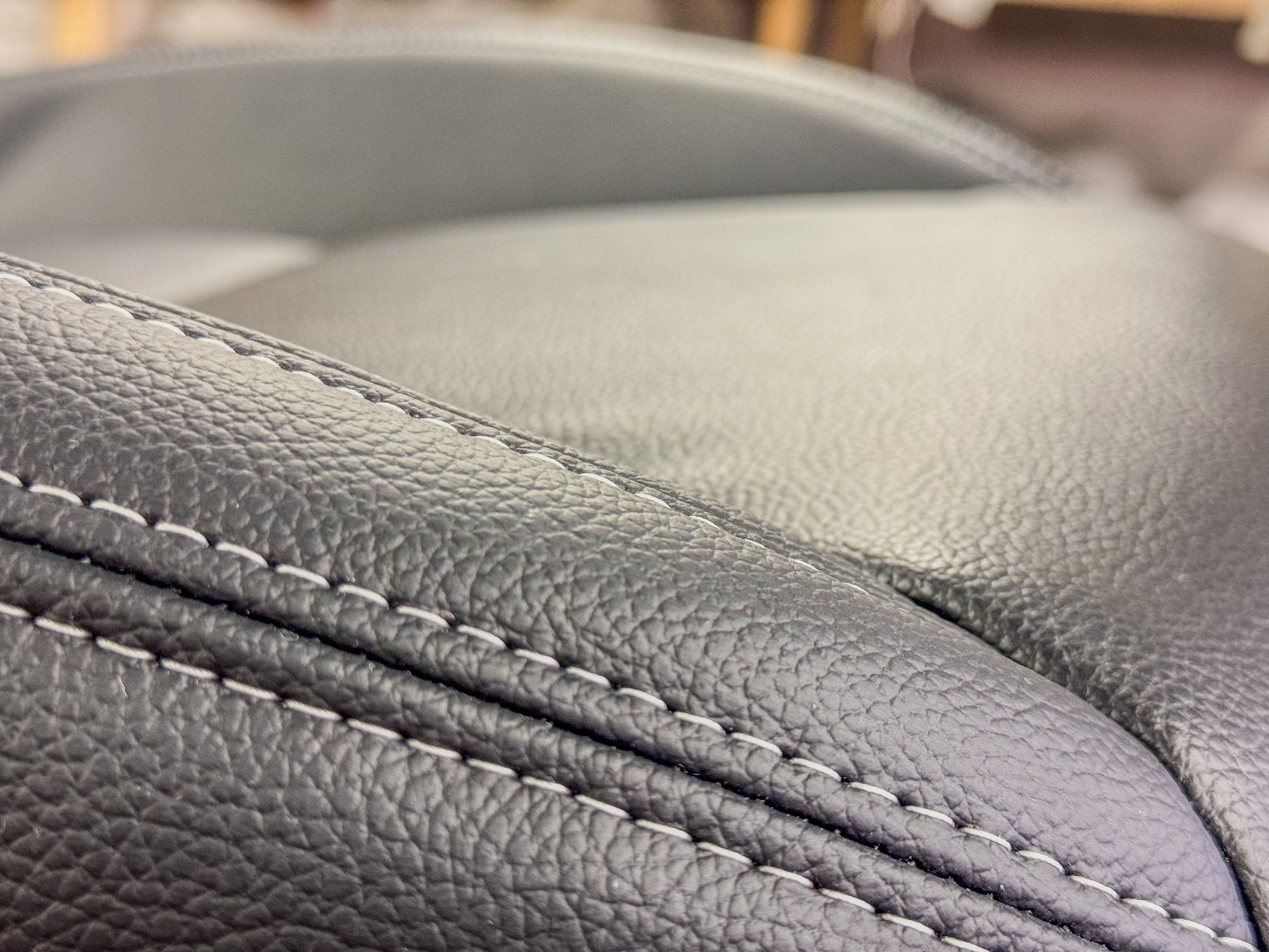 Leatherette vs. Vinyl: Choosing the Right Synthetic Seat Cover