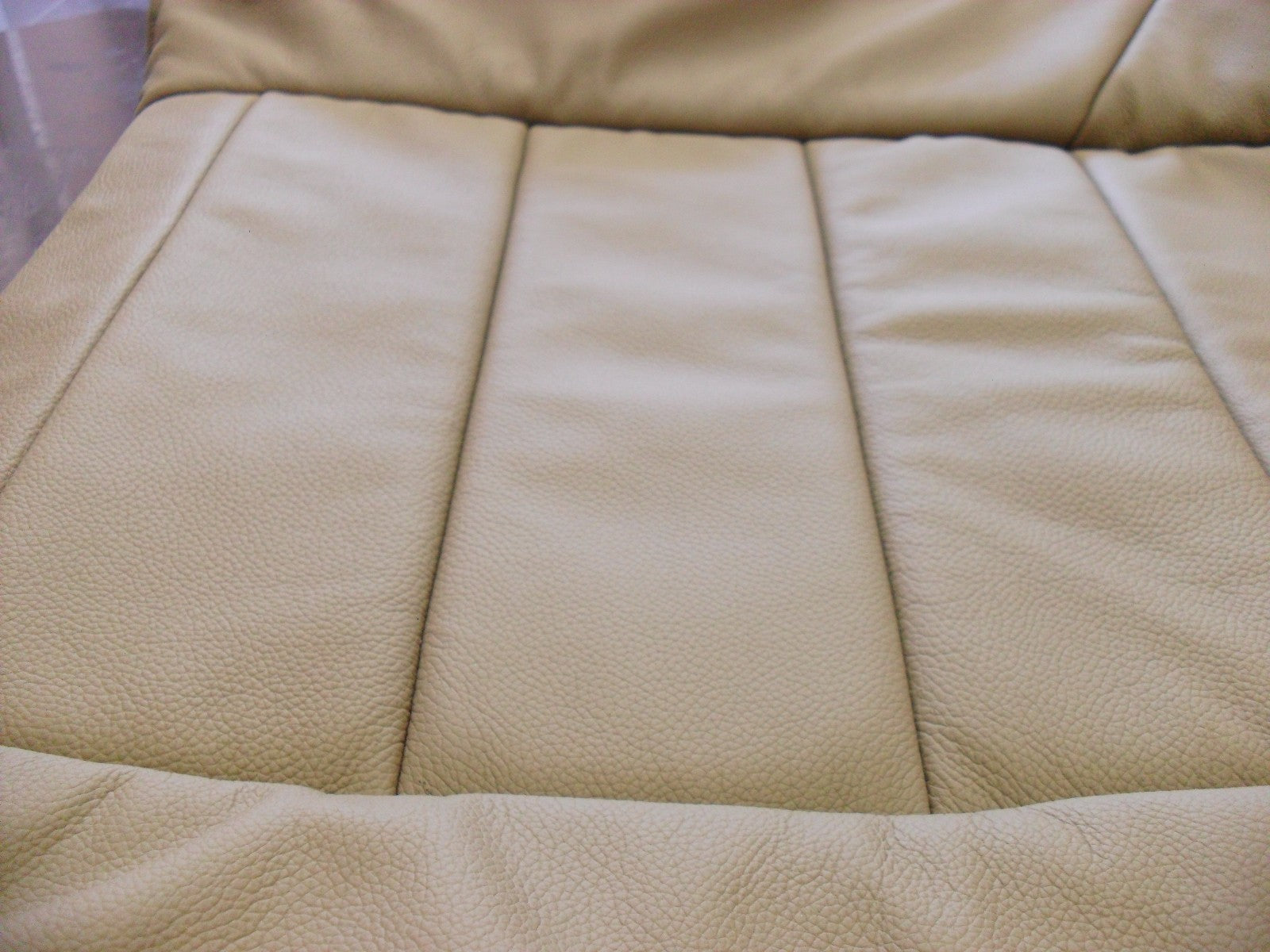 2002 - 07 Ford F250 F350 Lariat Right Front Top Lean Back Leather Seat Cover Tan