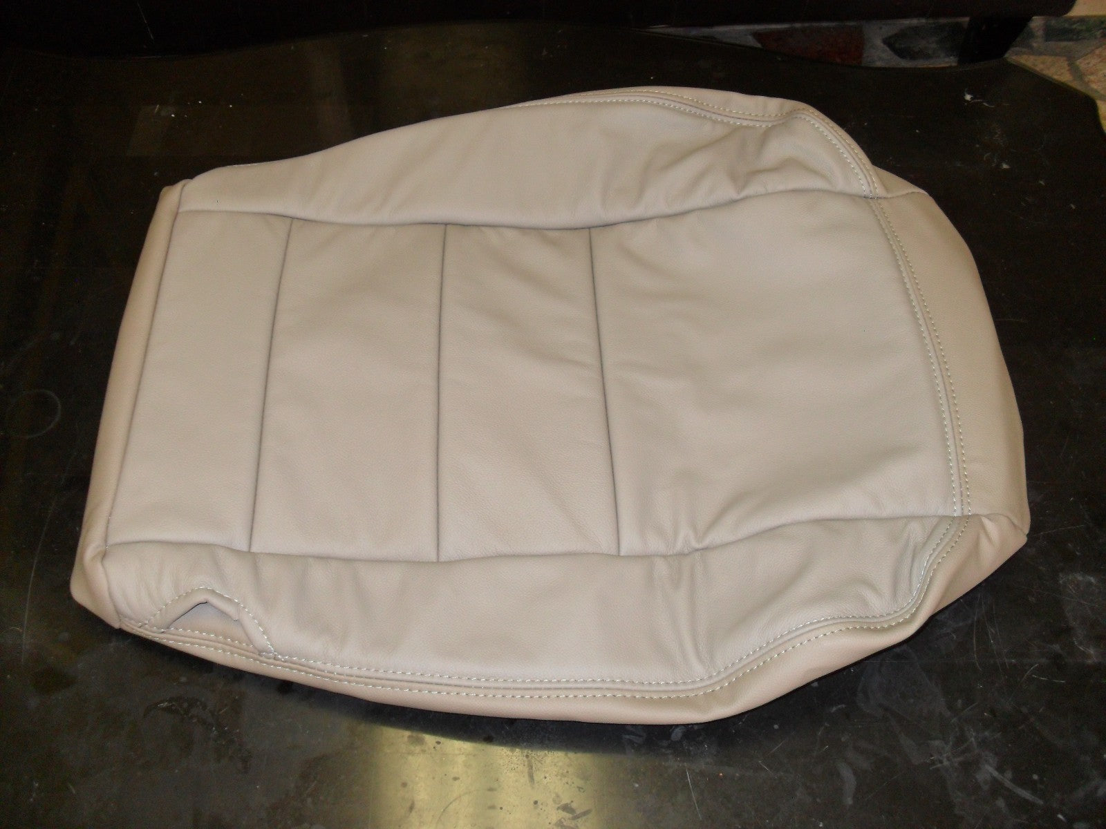 2003 Ford F-250 F-350 Lariat Diesel or Gas Driver Bottom Leather Seat Cover Tan