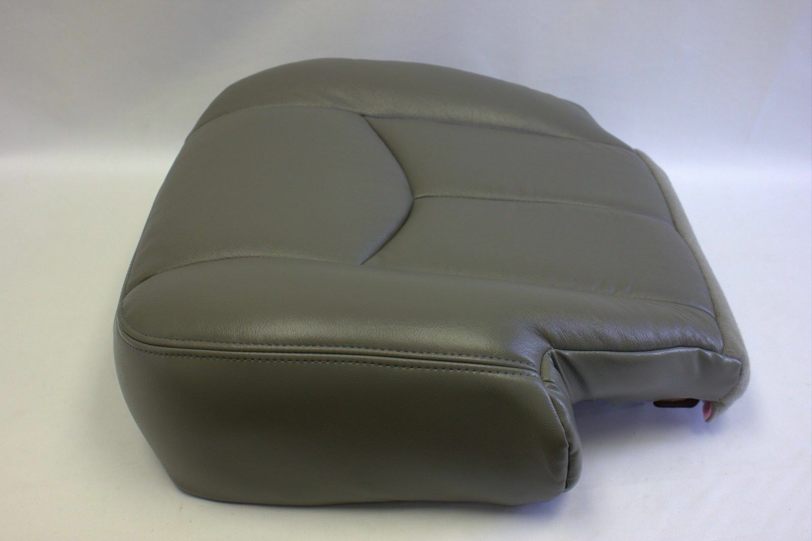 2003 2004 2005 2006 Chevy Tahoe Suburban Passenger Bottom Seat Cover Gray 922