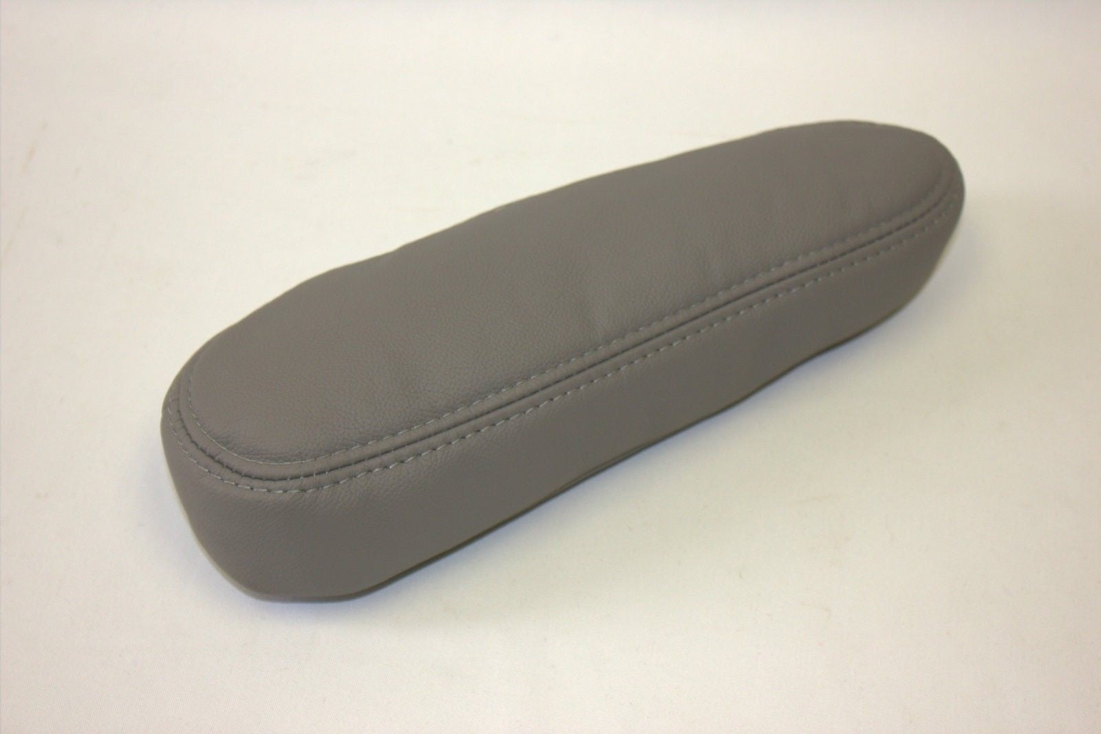 2003 to 06 Chevy Driver Bottom Leather Seat Cover Gray + Armrest + Foam Cushion