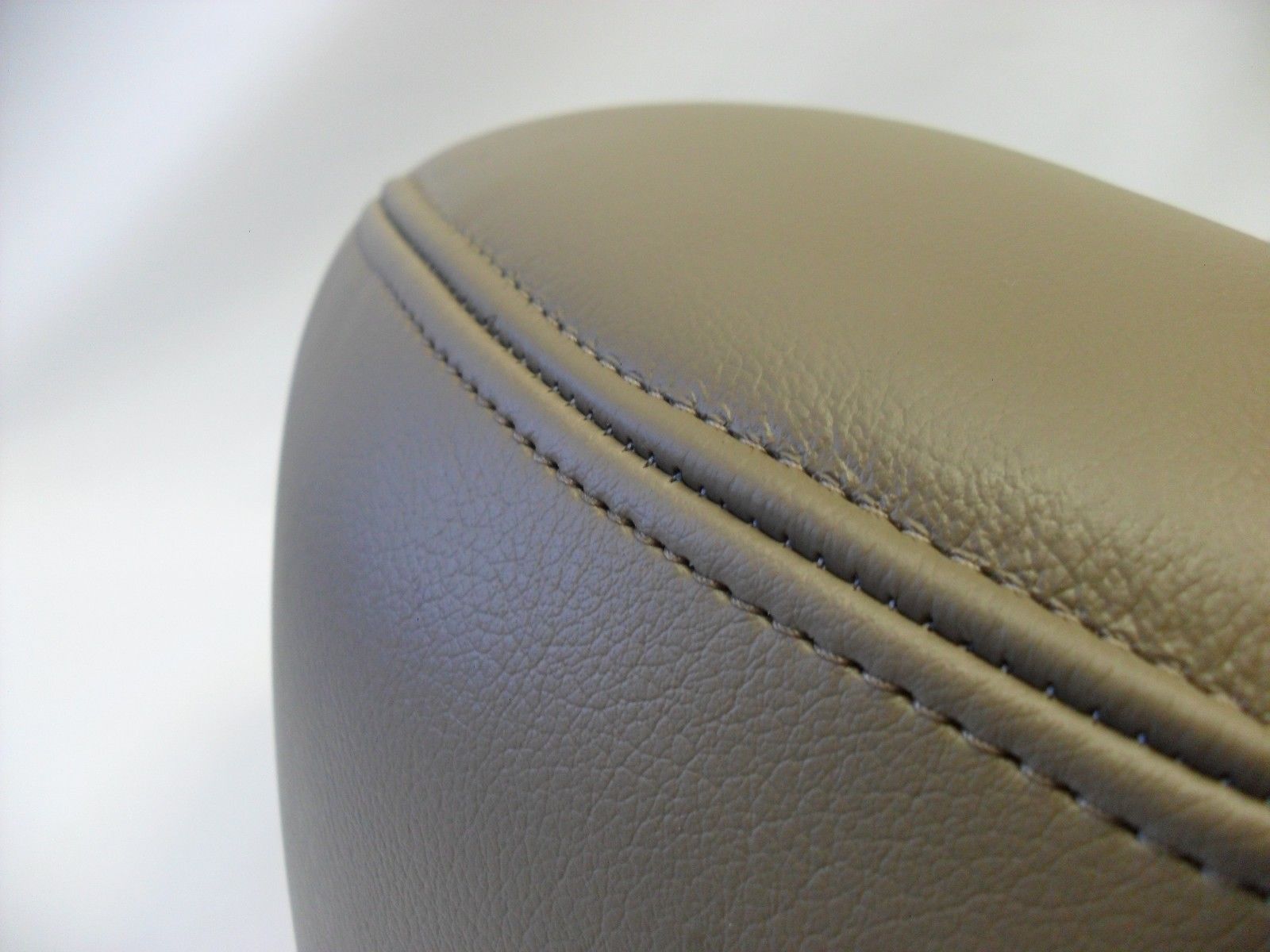 2003 2004 2005 2006 2007 GMC Sierra Driver Bottom Leather Seat Cover Tan Med