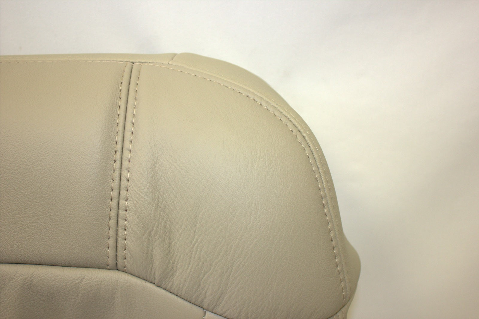1999 2000 2001 2002 Chevy Tahoe Suburban Driver Bottom Seat-Cover "Light" Tan522