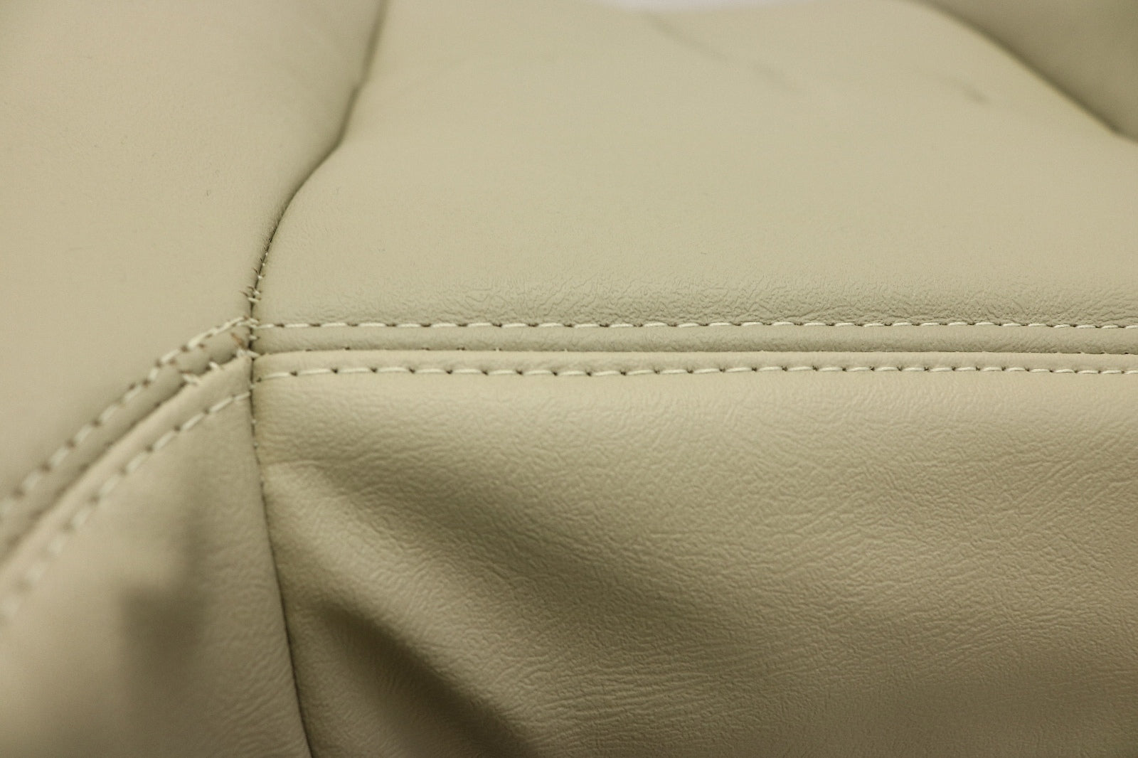 2003 2004 Chevy Tahoe Suburban Yukon Driver Top Lean Back Leather Seat Cover Tan