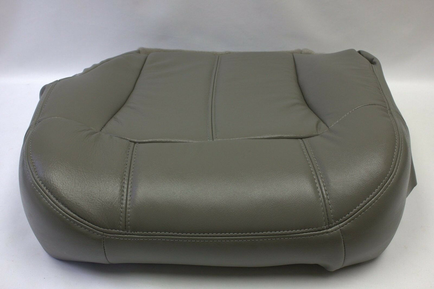 00 01 02 Chevy Suburban Tahoe LT Z71 Driver Bottom Seat Cover Gray