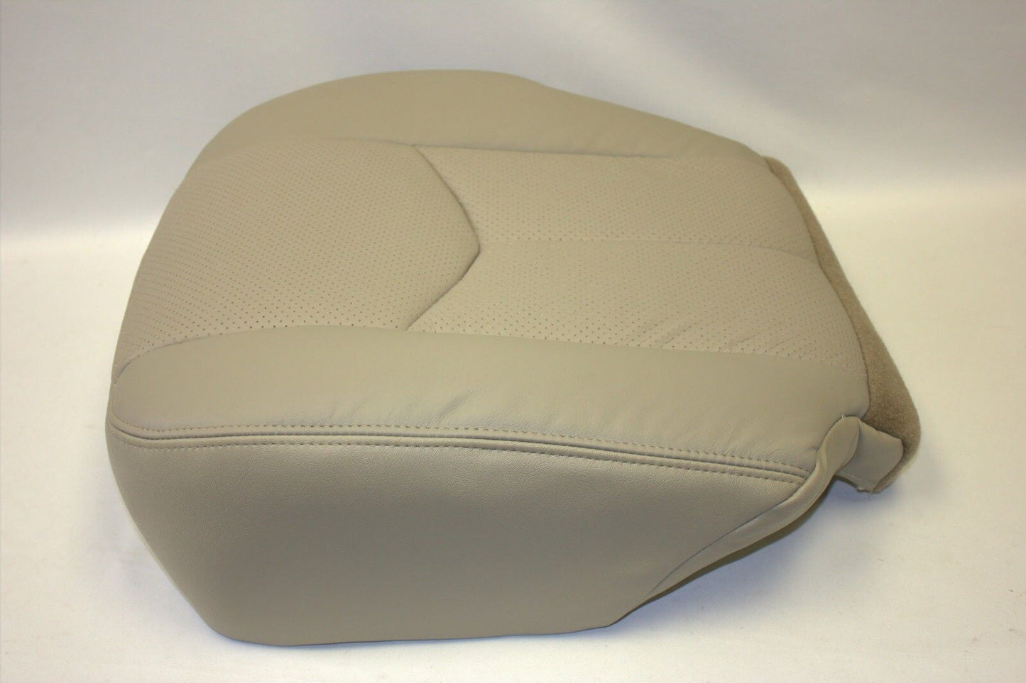 03 04 05 06 Cadillac Escalade platinum Leather Passenger Bottom Seat Cover Tan